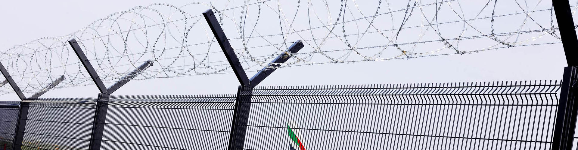 airport security fence