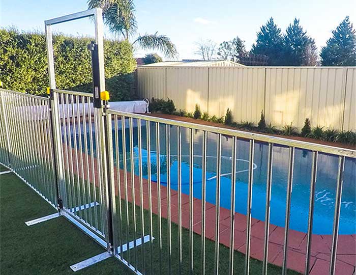 Canada Temporary Pool Fence Panel and gate